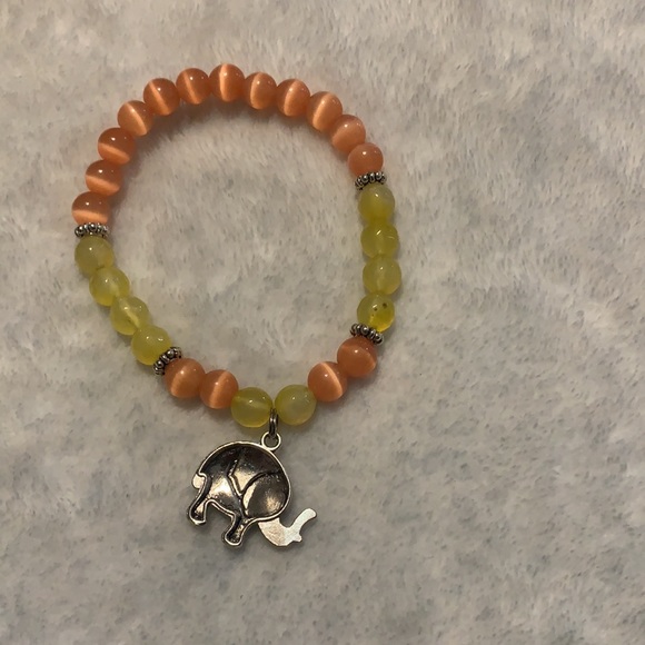 Come 1 come all beautiful handmade elephant with lovely bright colors - Picture 2 of 3